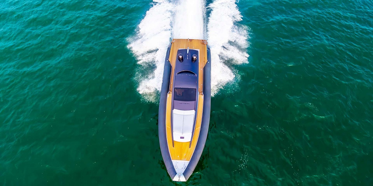 Аренда яхты Liquid spirit во Франции - супер тендер